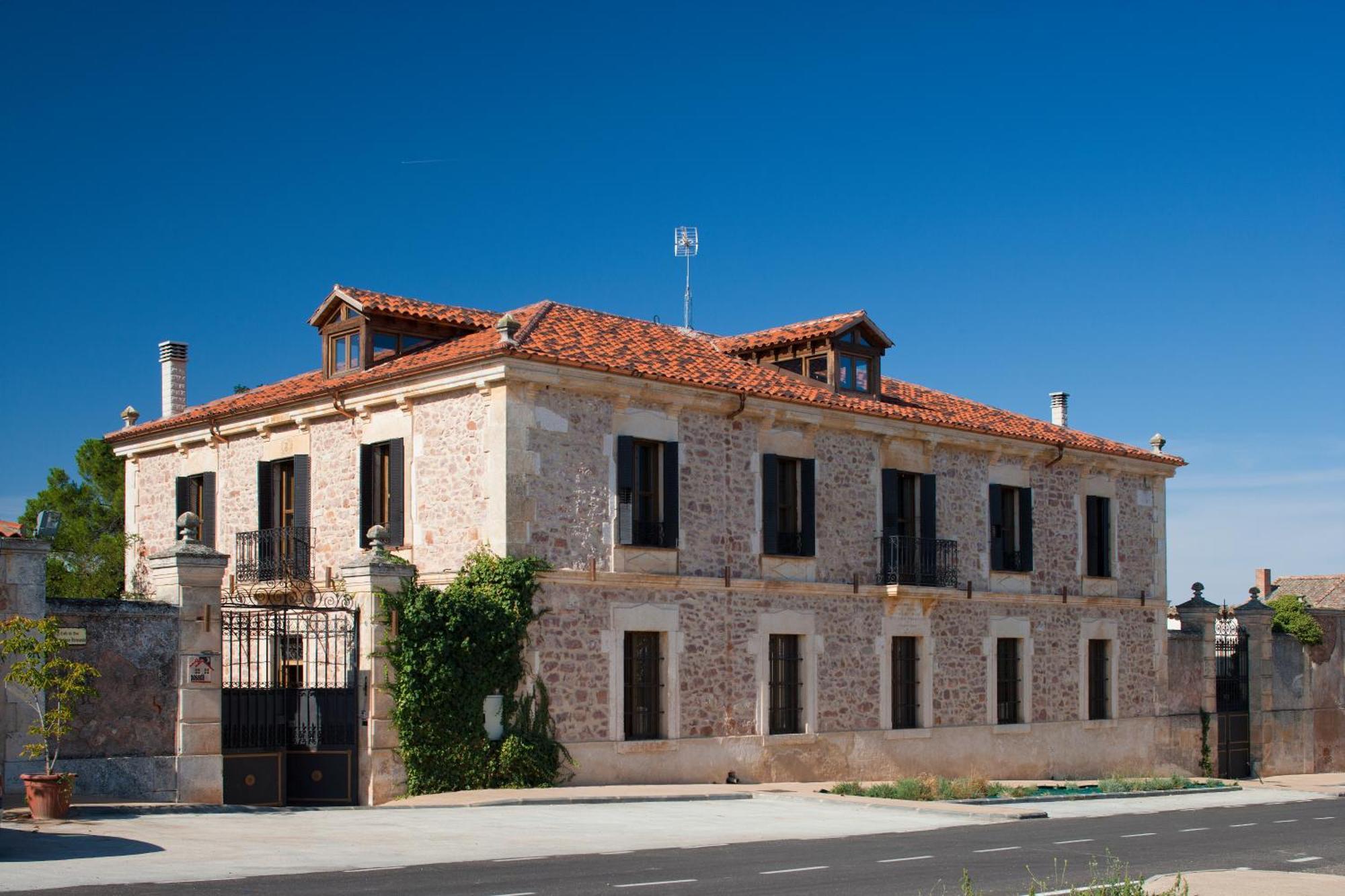 El Senorio De La Serrezuela Aldeanueva de la Serrezuela Luaran gambar